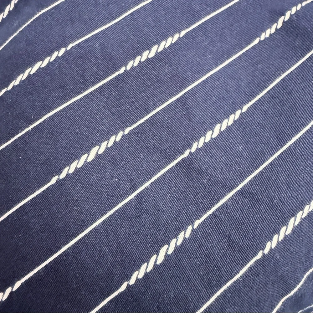 Nautica Women's Navy and White Striped Shorts Women's 12 Nautical Preppy‎ Luxury